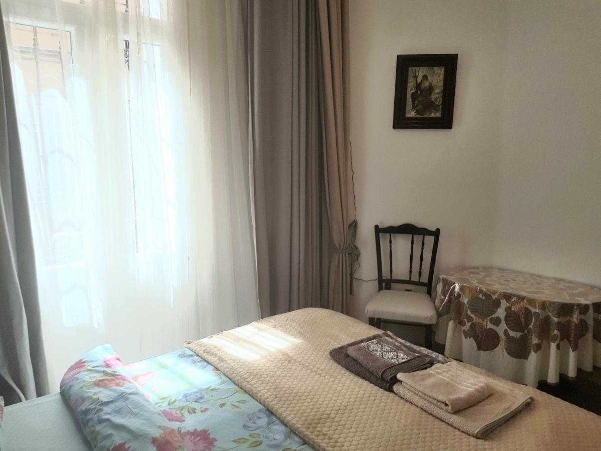 Casa Cerca De Plaza De Toros Apartment อาลิกันเต ภายนอก รูปภาพ